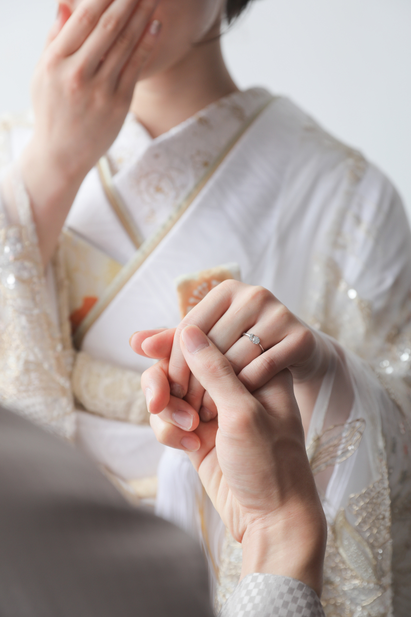 指輪が輝く1枚