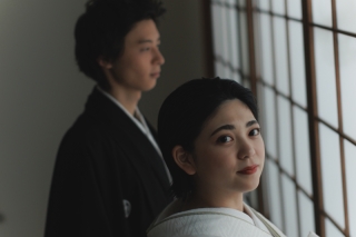 屋内庭園スタジオにて。