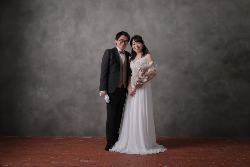 初めはフォーマルな姿から!