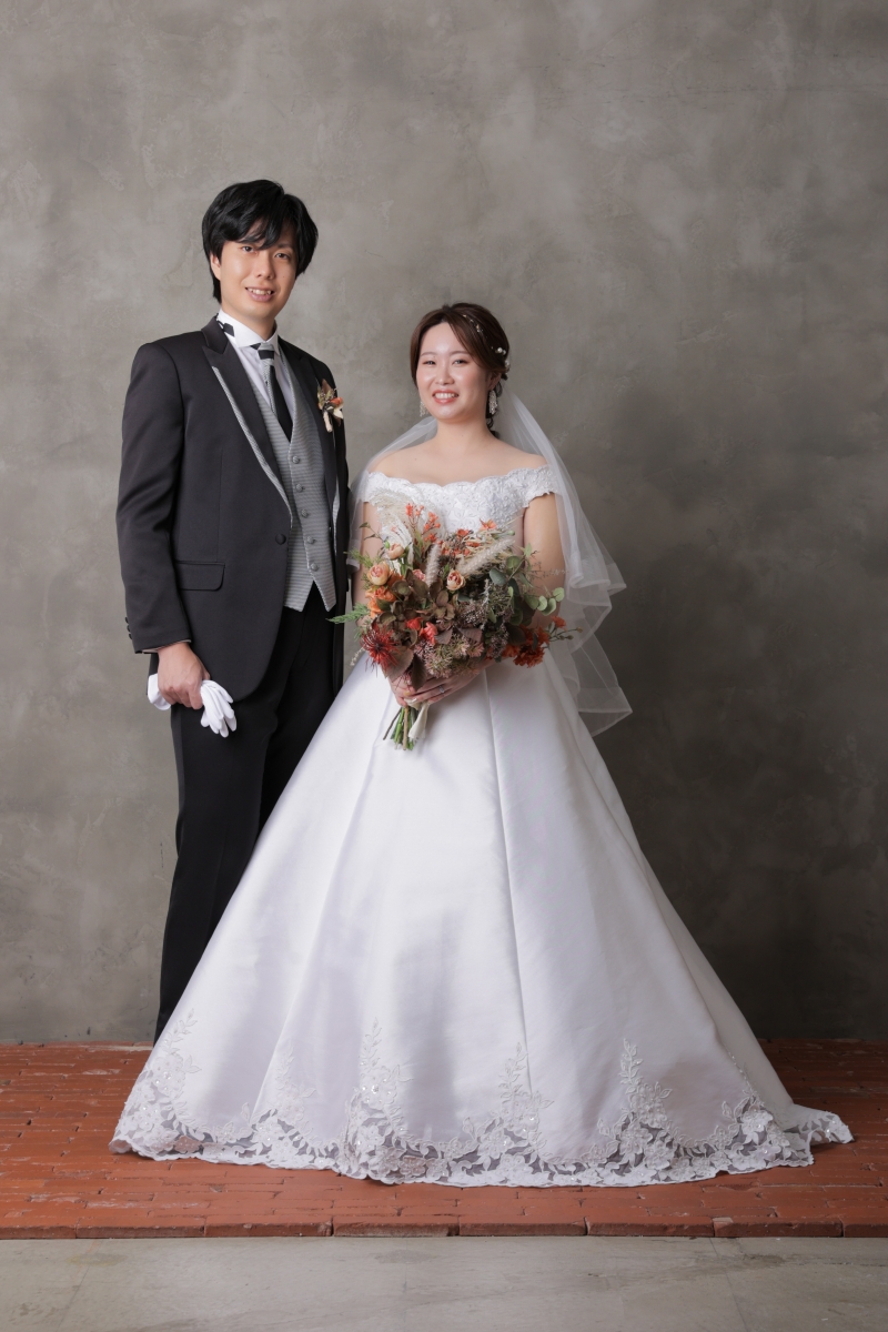 洋装に着替えて