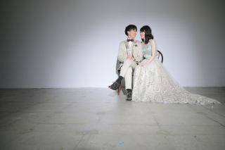 カラードレス ✕ ハウススタジオ