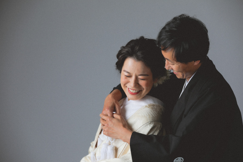 後ろからぎゅっと