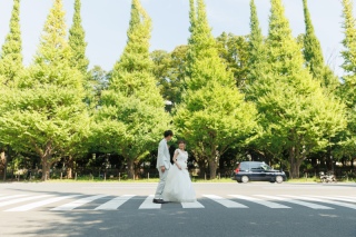 外苑前の銀杏並木で叶えた、愛溢れるウェディングフォト