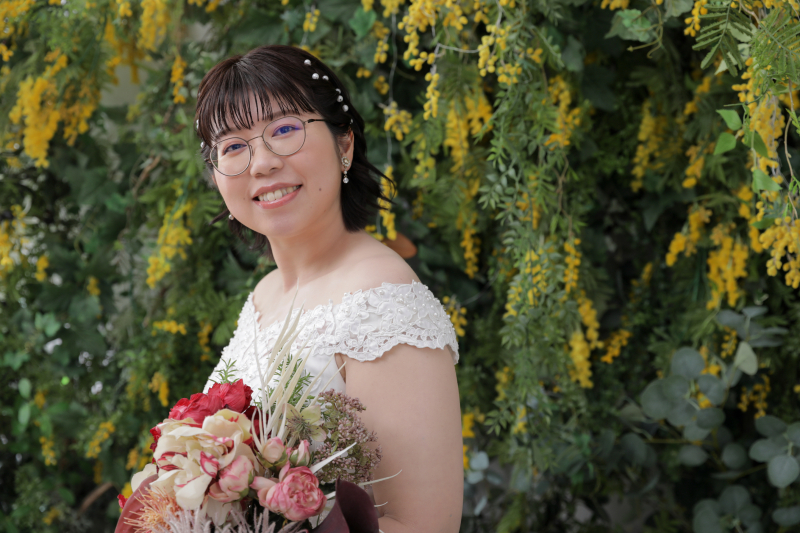 ミモザと新婦さん