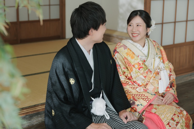 和の趣きに包まれた笑顔
