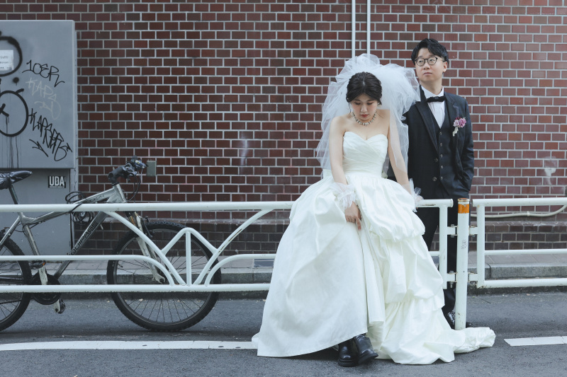 置いてある自転車とともに!