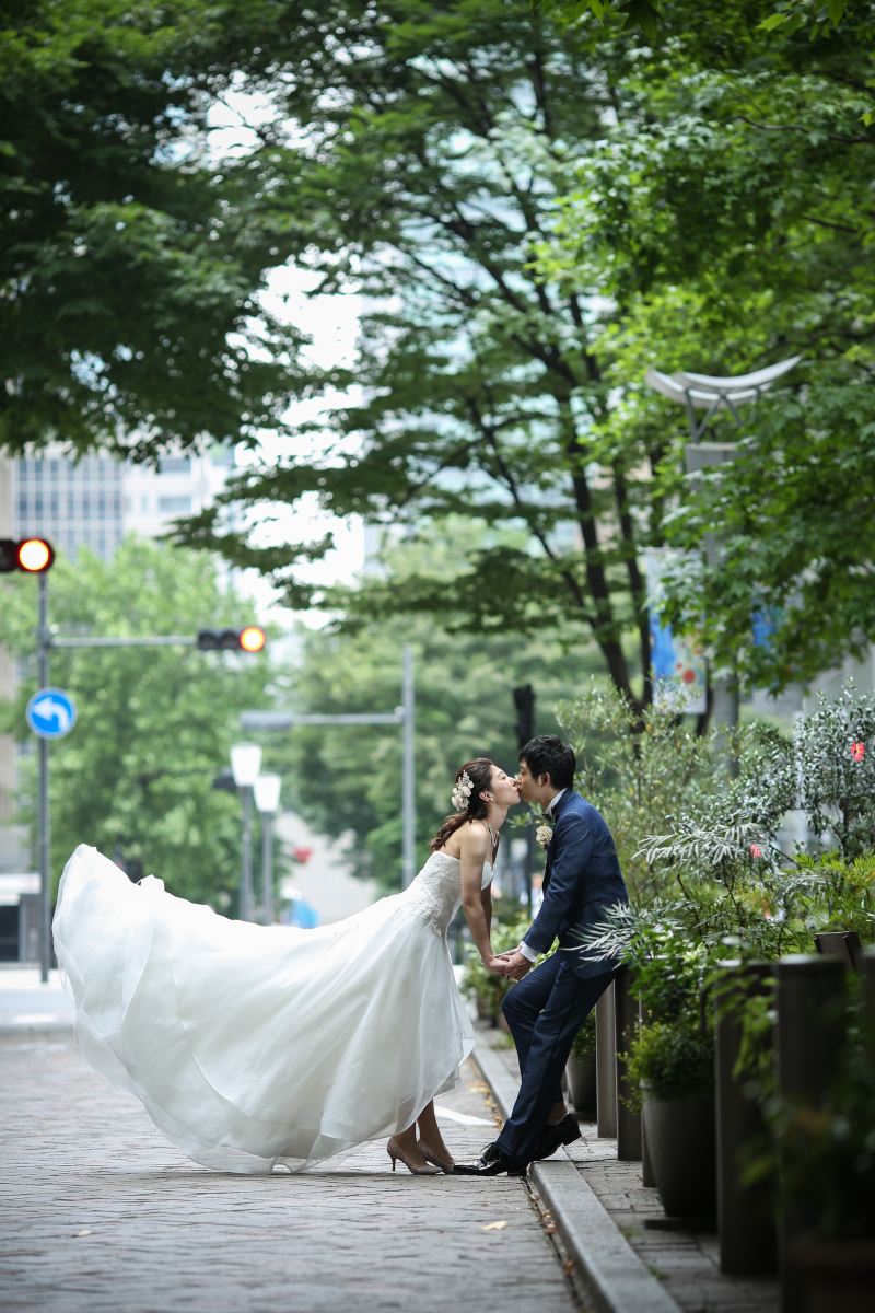 丸の内仲通りで