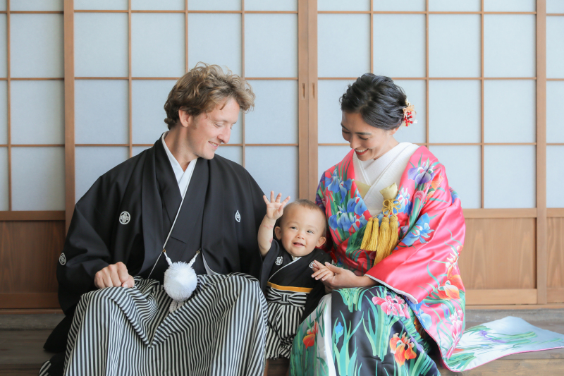 縁側に腰掛けて