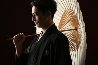 光の加減でかっこよくそして柔らかい印象に