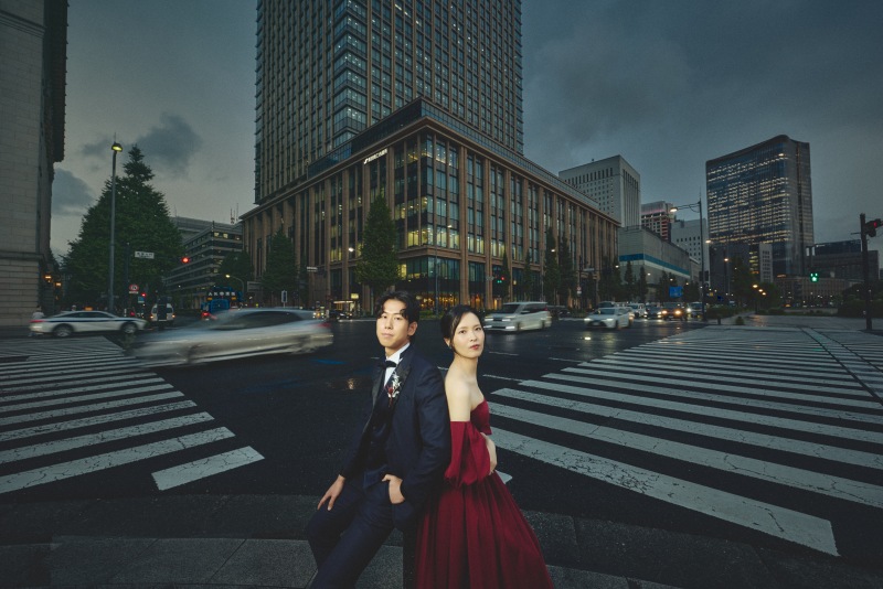 洋装ハウススタジオと雨の東京周遊で特別なウェディングフォト
