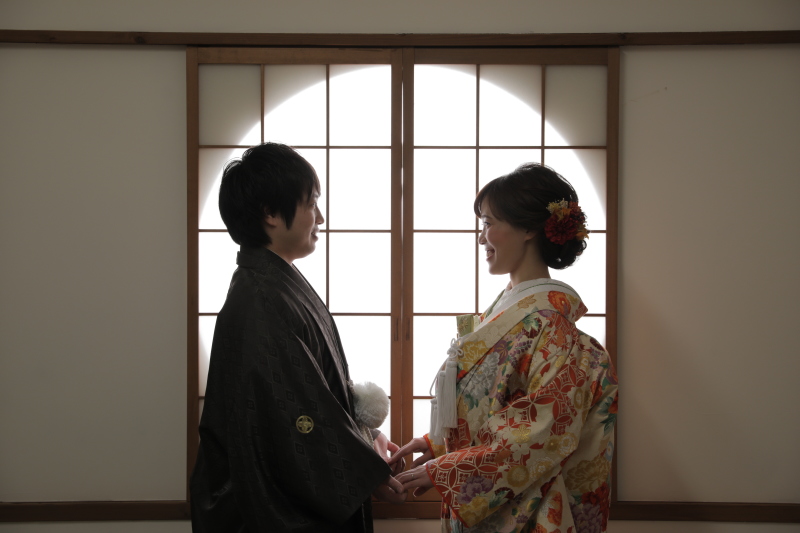 見つめあって...