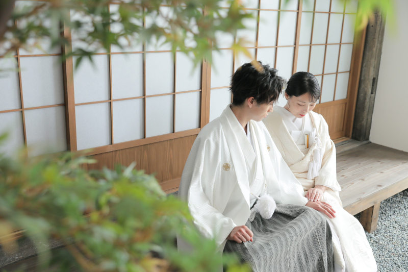 屋内庭園で和装撮影