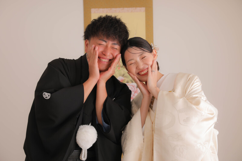 ラストはお二人らしいポーズで！