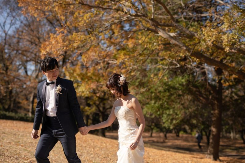 枯葉がやわらかい雰囲気をつくってくれています