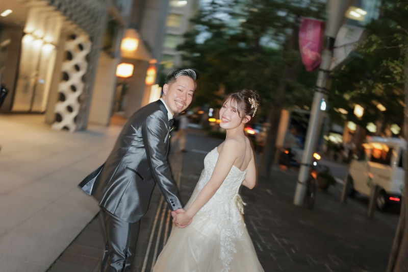 丸の内仲通りで