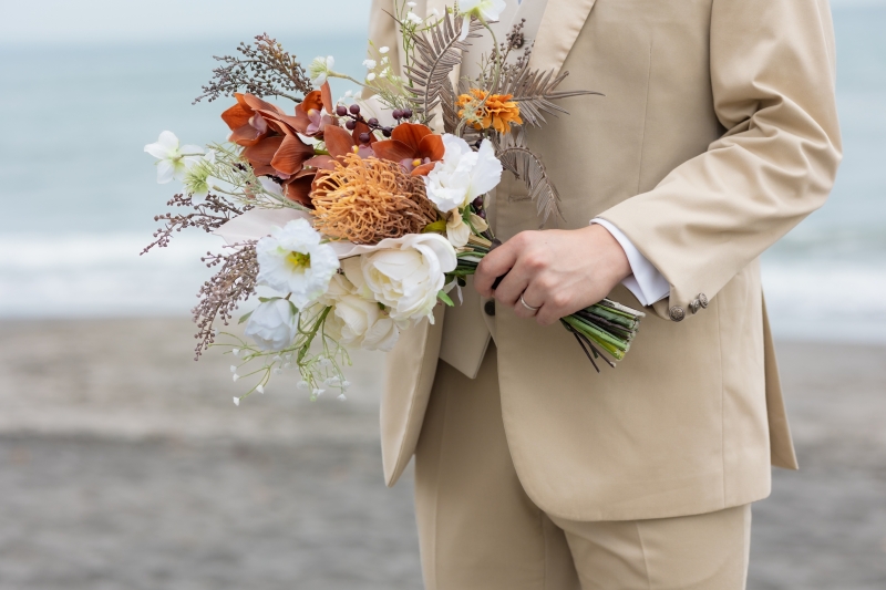 ブーケを持って