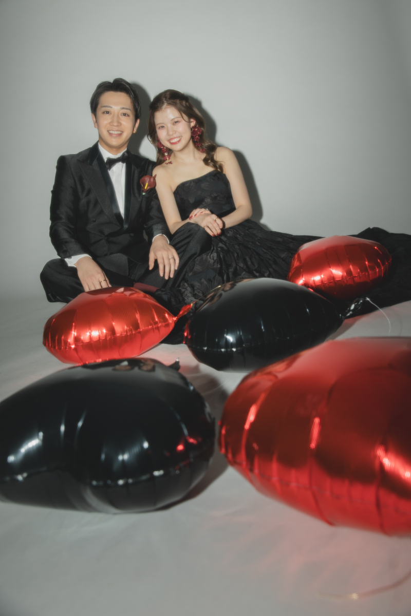 BLACK&times;RED