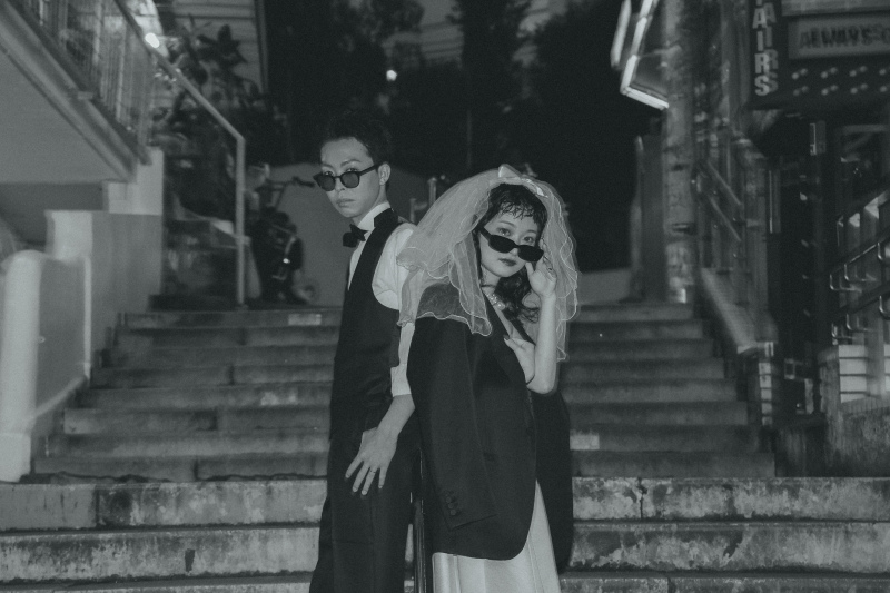 モノクロでシックに