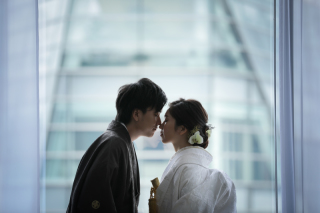 スタジオでも自然光をつかいながら