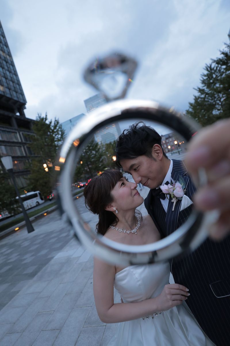 指輪を使ったユニークなお写真も！