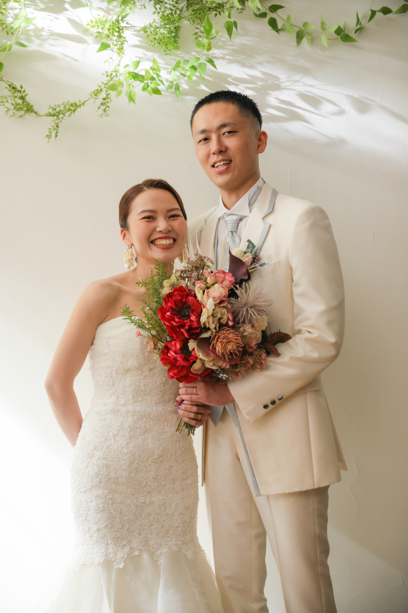 洋装ハウススタジオで花に囲まれて6