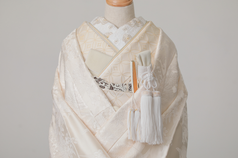 STUDIO AQUA 表参道渋谷店（スタジオAQUA）_色打掛・着物が豊富