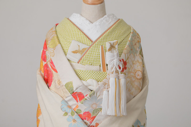 STUDIO AQUA 表参道渋谷店（スタジオAQUA）_色打掛・着物が豊富