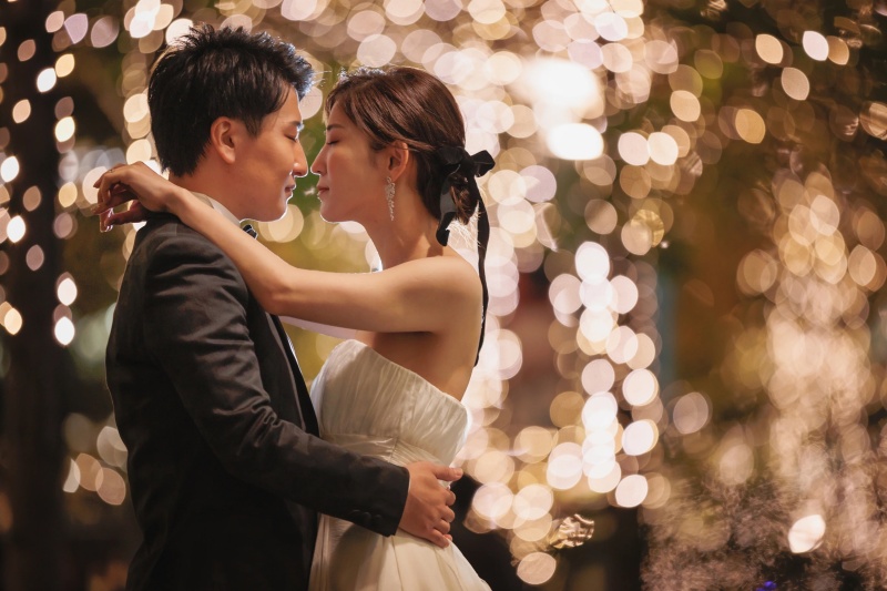 イルミネーションの季節到来!〈期間限定特典あり♪〉丸の内&東京駅周辺を巡る東京周遊ロケーション