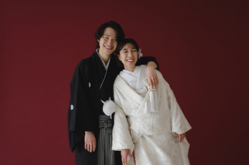 【シンプルな背景がお二人らしさを輝かせる◇】和装スタジオPLUS+【基本料金+全データレタッチ付き!】