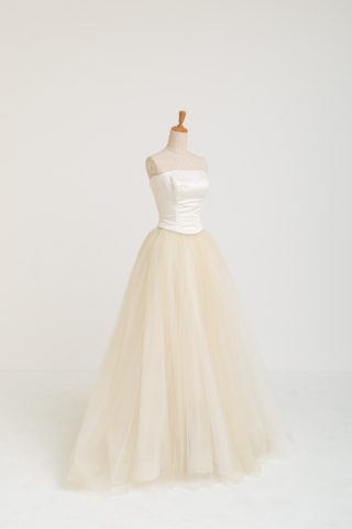 ひかりとゆれるR（ストレートトップ）