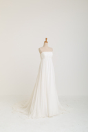 プラン外ドレスA