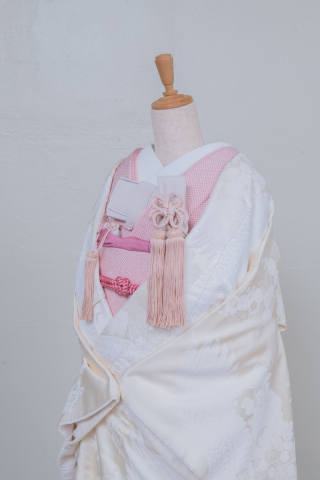 白無垢色掛下（絞りピンク）４