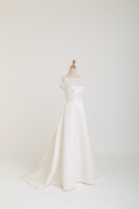 プラン内ドレスD