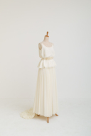 ひかりとゆれるQ（腰ひも+トレーン）