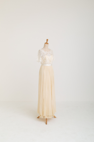 プラン内ドレスF