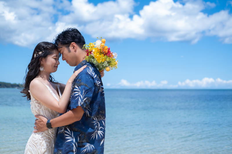 少し照れながら…