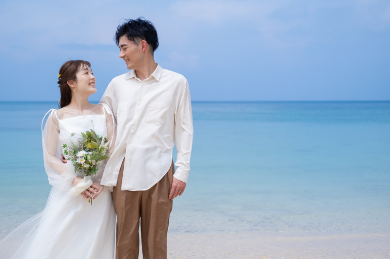沖縄を旅しながら撮影するフォトウェディング