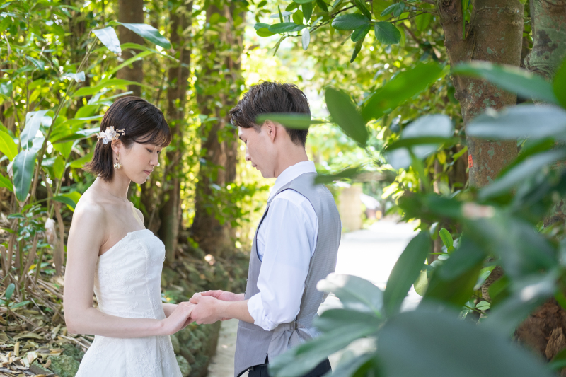 誓いあうお二人…