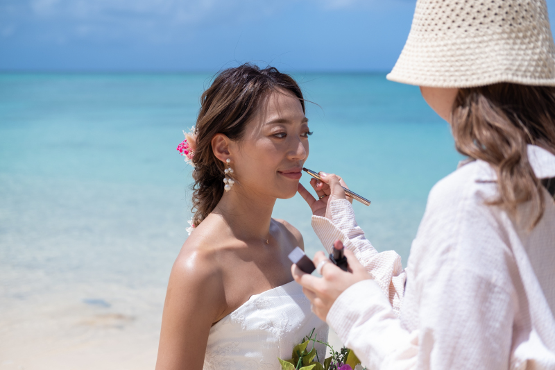 撮影にはヘアメイクスタッフが同行しています♪