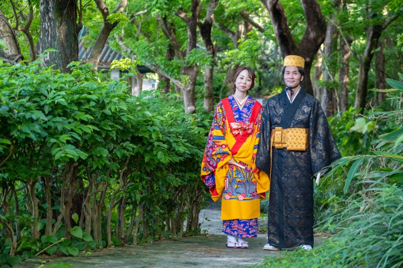 撮影地２箇所選べるMプラン（首里城・ビーチでの撮影♪）