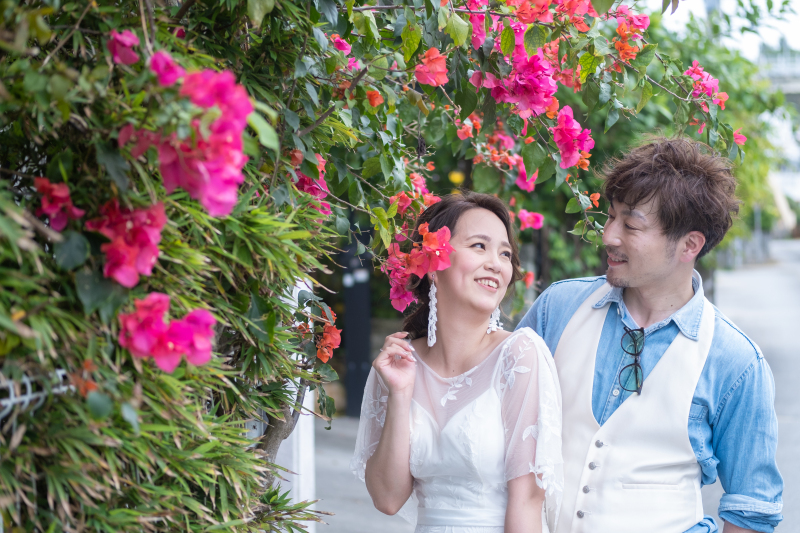 ブーゲンビリアに囲まれて