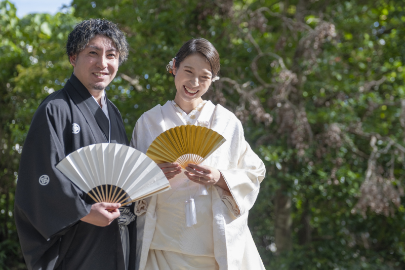 照れ笑いする新婦様