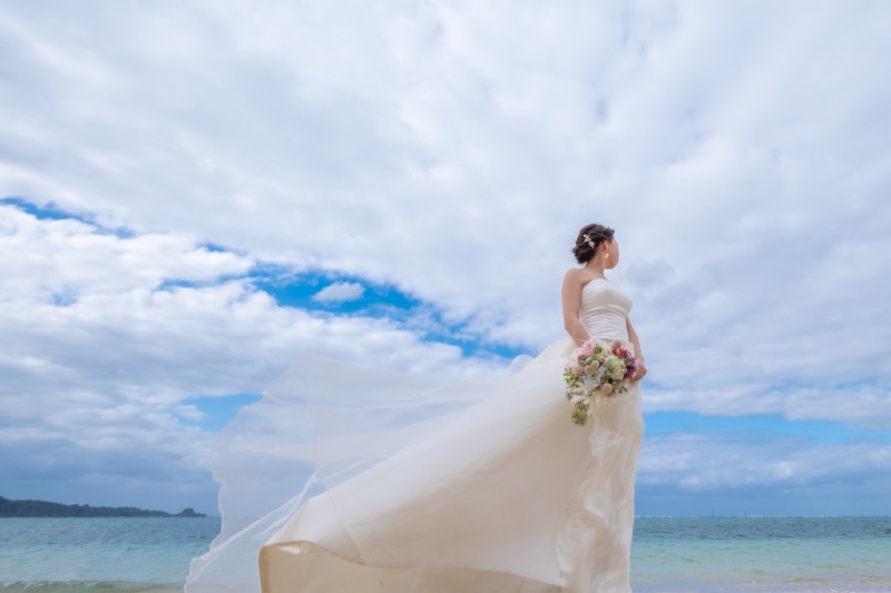 ouchiオリジナルドレス「ひかりとゆれる」