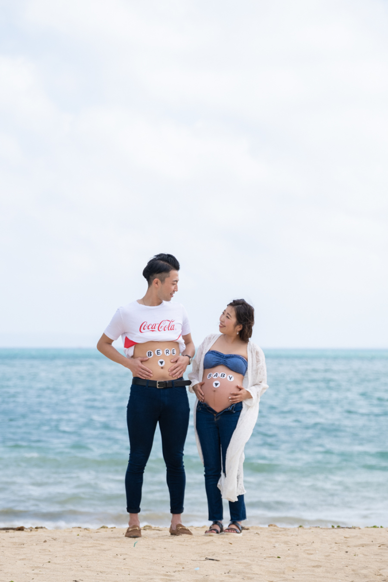 お腹を出して写真に残すこと。