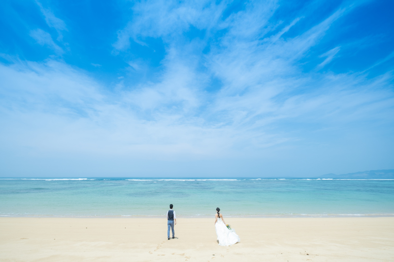 恩納村のビーチに到着♪