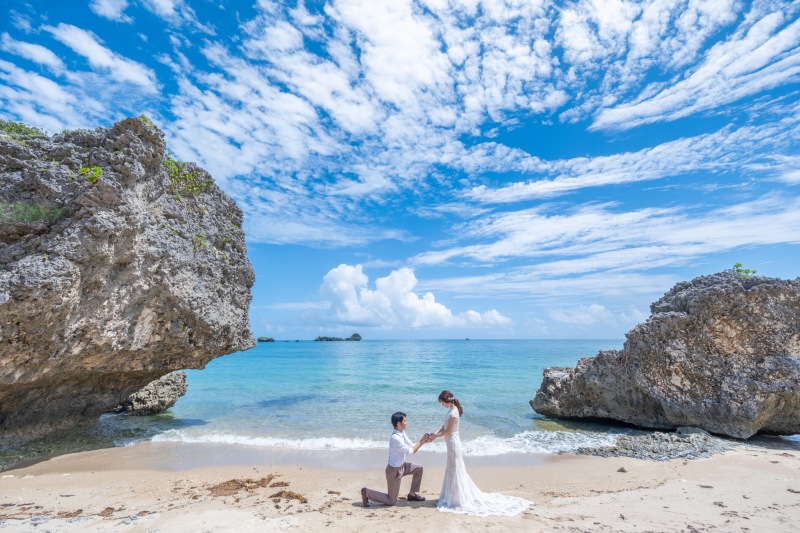 プライベートビーチでプロポーズ！