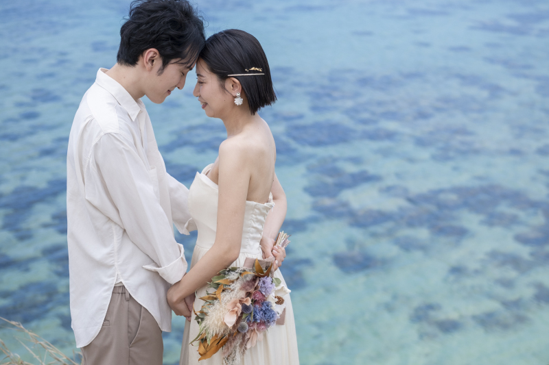 誓いあうおふたり。