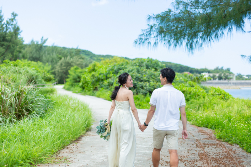 恩納村のビーチに到着♪