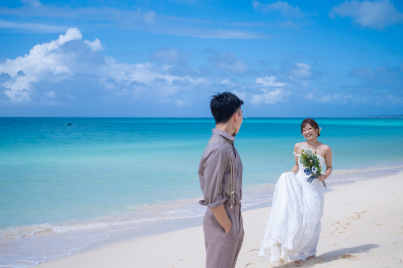 新婦様の優しい微笑み