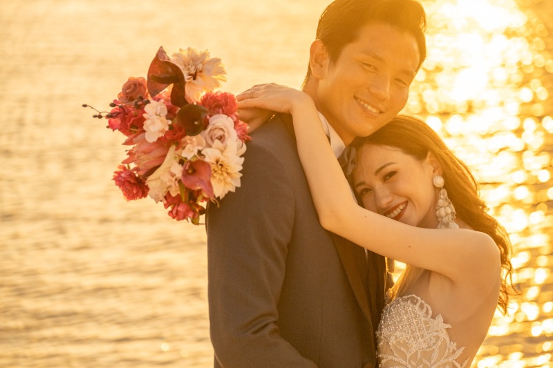 首に手をかけて♪